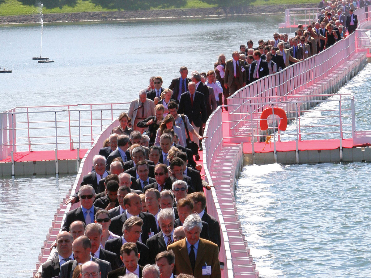 floating-walkway