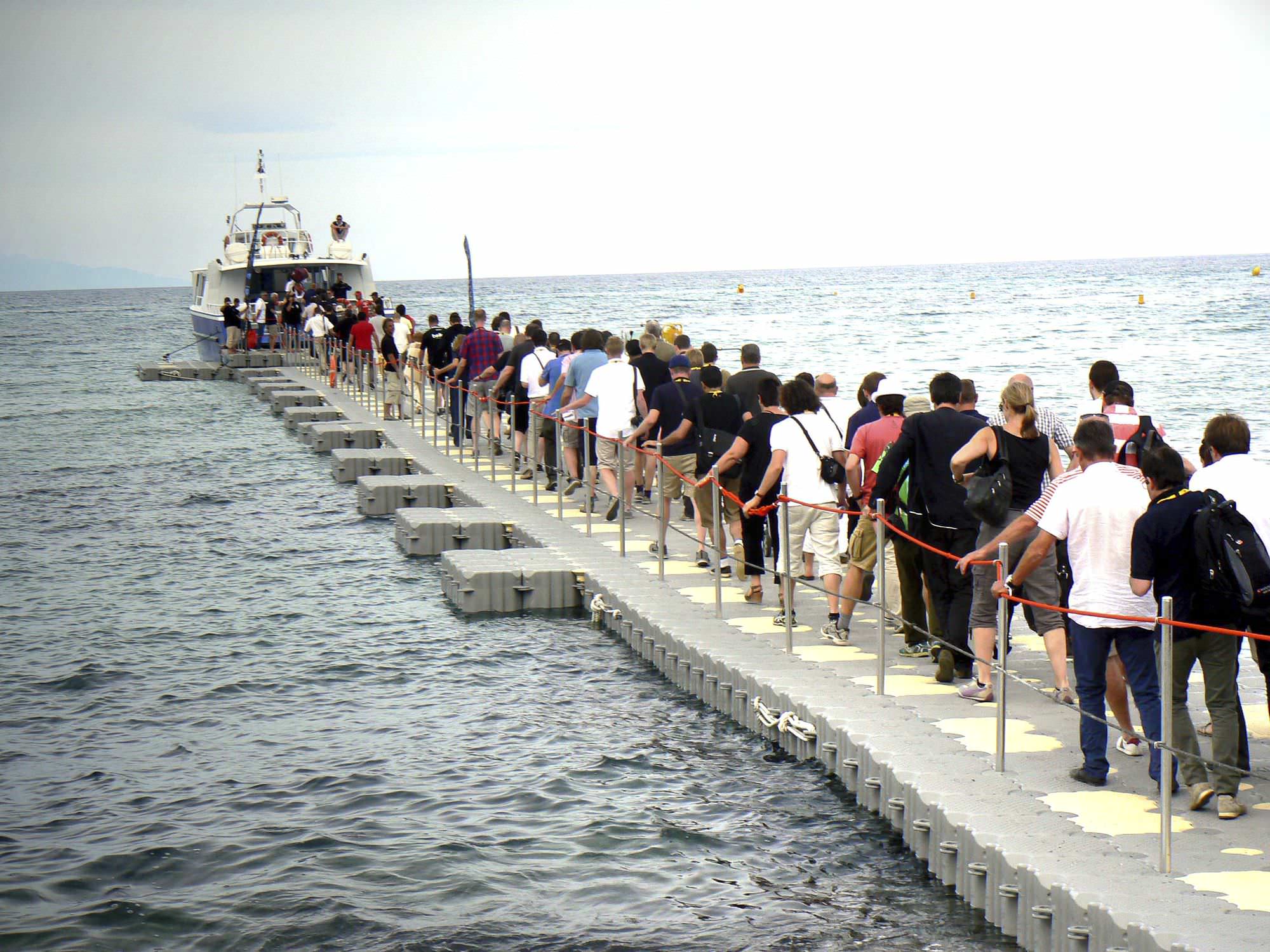modular floating dock module