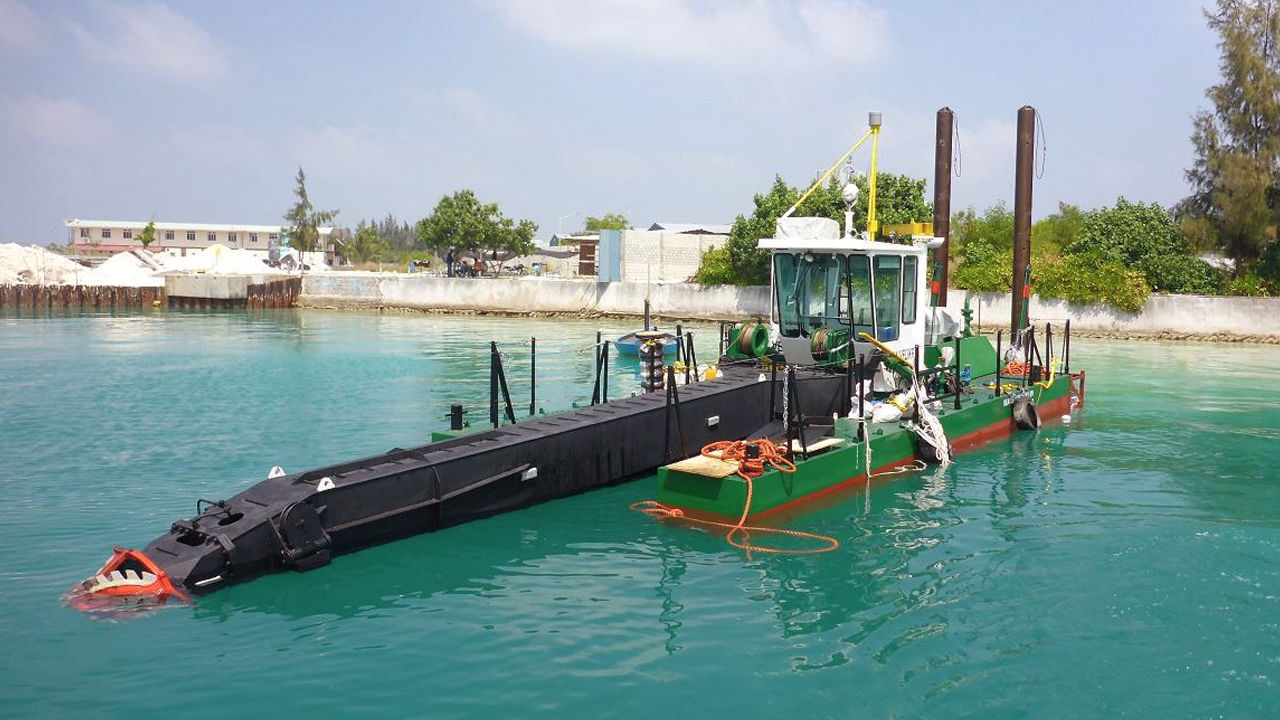 Cutter Suction Dredge BEAVER 30 Royal IHC Catamaran Inboard