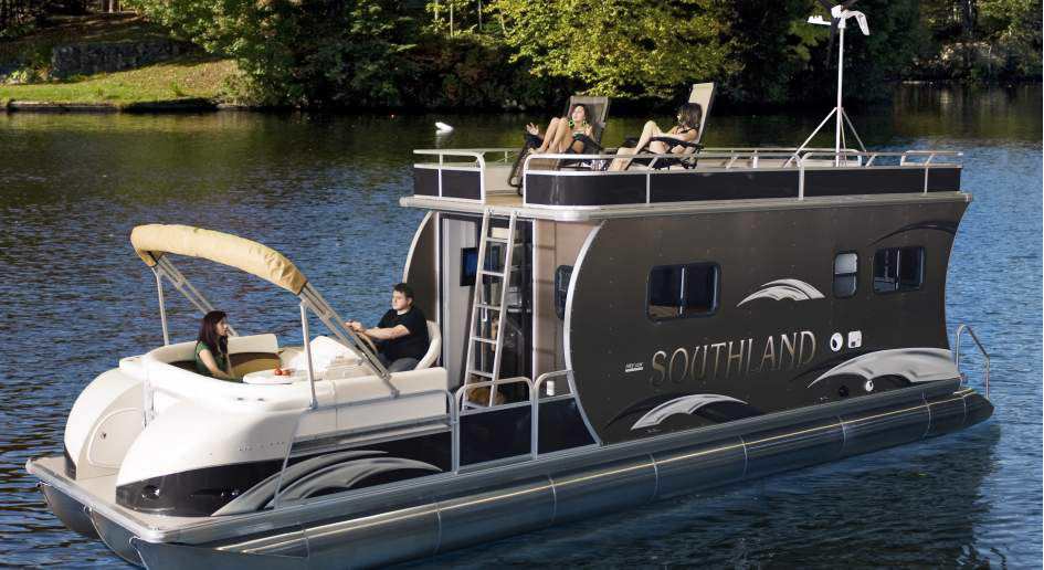Pontoon Boat With Bathroom Image From Http Img Nauticexpo Com Images Ne Photo G Tri Pontoon Boat Cabin 33610