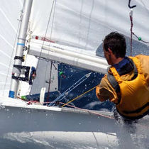 Sailing dinghy boom