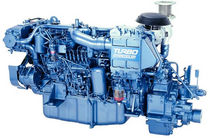 boat engine : in-board diesel engine 300 - 400 hp (indirect injection, turbocharged) UM6HE1TCX (235 KW @ 2700 RPM -> 257 KW @ 2800 RPM) Isuzu motors