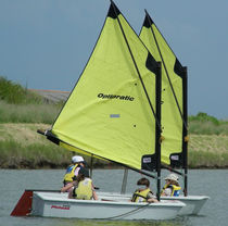 children's sailing dinghy : OPTIMIST OPTIPRATIC Phil&eacute;as Boats