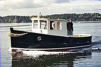 classic boat : in-board day-cruiser (wooden) GODZILLA 25 Devlin