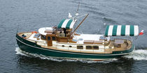 classic yacht : luxury motor-yacht 19 M M/Y STREAMLINE CONRAD S.A.