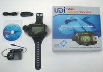 communicating wristwatch dive computer (text messages, S.O.S., 3D compass, PC simulator) UDI Underwater Technologies Center