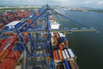 container gantry crane (ship-to-shore)  Kalmar Industries