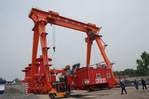 container stacking crane (rail mounted)  Nanjing Port Machinery