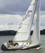cruising sailboat (tiller steering) COMFORTINA 39 Comfortina