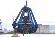 discharge peel grab for bulk carrier ships  The Grab Specialist BV T.G.S. 