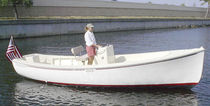 electric boat : center console boat ELECTROBAY 23 Ray Electric Outboard
