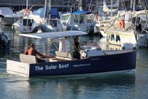electric boat : in-board cabin-cruiser (solar energy) Aequus 7.0 Aequus
