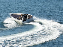 electric boat : in-board runabout VERT 0500 ArgoNautic