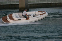 equipped rigid inflatable boat (in-board, side console, sundeck, teak deck) 17&18 EXPRESS Nautica Ribs