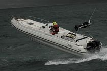 equipped rigid inflatable boat (outboard, twin engine, center console, roll-bar) 900 SATELLITE Barracuda