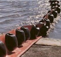 floating oil boom (rigid flotation elements) GLOBEBOOM Davit Sales