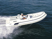 inflatable boat : equipped rigid inflatable tender (in-board, side console) BAHIA 580 Duarry