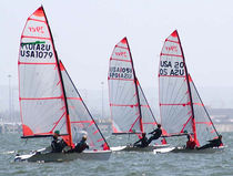 ISAF class sailing dinghy : 29er   Performance sailcraft 2000