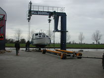 lifting crane for boats AQUA-TERRA 30 Hydrotrans
