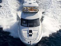 luxury yacht : flybridge motor-yacht 541 SEDAN Meridian Yachts