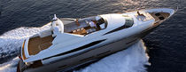luxury yacht : flybridge motor-yacht 29 Peri Yachts