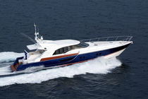 luxury yacht : hard-top motor-yacht (sport) Crystal Blue Evolution Yachts