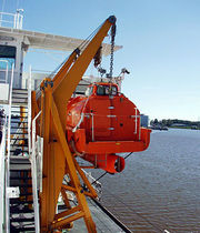 MOB boat and lifeboat single pivot davit for ships D-NP.45 d-i davit international