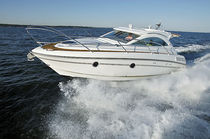 motor-boat : hard-top in-board cabin-cruiser (6 berth) 31 OC Grandezza