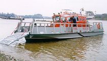 motor-boat : landing craft (fire- / rescue-boat) ALN 021 - WAVE RESPONDER CLASS Alnmaritec