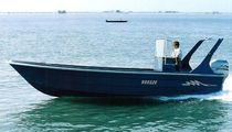 motor-boat : outboard center console boat (utility) BREEZE Conero
