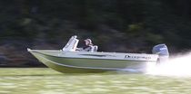 motor-boat : outboard dual console boat (aluminium) ADVANTAGE CLASSIC OUTBOARD 18' Duckworth