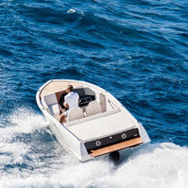 motor-boat : in-board center console boat (yacht tender, sundeck) 686 LIDO FRAUSCHER BOOTSWERFT