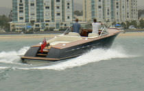 motor-boat : in-board runabout (with cabin) UT-32 Runabout UP-TIDE