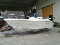 motor-boat : outboard center console boat MAENA 537 B.R.A.L. service snc