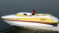 offshore power-boat : in-board runabout 180X I/B Grew