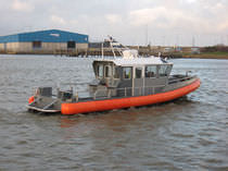 patrol-boat : rigid inflatable boat (in-board, hydrojet, with enclosed cockpit) ALN 098 - WAVE PROTECTOR Alnmaritec