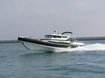 patrol-boat : rigid inflatable boat (in-board, with enclosed cockpit) MEGATECH 12 CABIN Duarry