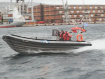 patrol-boat : rigid inflatable boat (outboard, center console) TOPGUN 864  Mostro