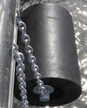 pier fender (cylindrical)  Evergreen-Maritime