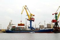 port crane: level luffing crane (rail mounted) 10T-50T BALTKRAN