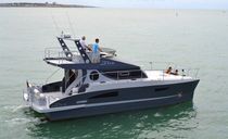 power catamaran : express-cruiser JXX38 JAUNIN Productions