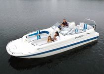 power catamaran : in-board deck-boat 239 SUNSTAR Splendor Boats