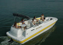 power catamaran : in-board deck-boat 240 PLATINUM Splendor Boats