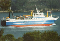 professional fishing-vessel : fishing-trawler (shipyard) 5446 DWT / VLADIMIR STARZHINSKY Factorias Juliana, S.A.U.