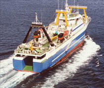 professional fishing-vessel : fishing-trawler (shipyard) 5446 DWT / STANOVLENIE Factorias Juliana, S.A.U.