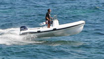 rigid inflatable boat (outboard, center console) VENTO 500 Akesdesign