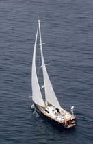 sailboat : cruising sailing-yacht (custom-made, deck saloon) CARACOLA TOO Atollvic
