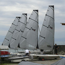 sailing dinghy sail : mainsail (Laser)   Forward Sailing