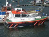 service boat : pilot-boat  Lyme Boats Limited