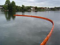 sheltered waters floating oil boom (rigid flotation elements)  Hebo FTE